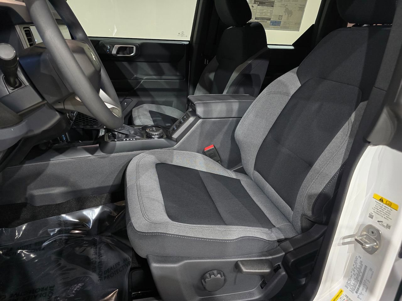New 2025 Ford Bronco Base image 16