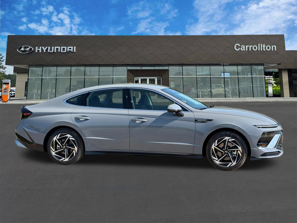 New 2026 Hyundai Sonata SEL FWD image 5