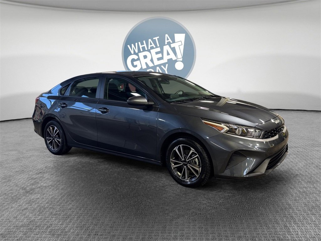 Certified 2024 Kia Forte LXS image 1