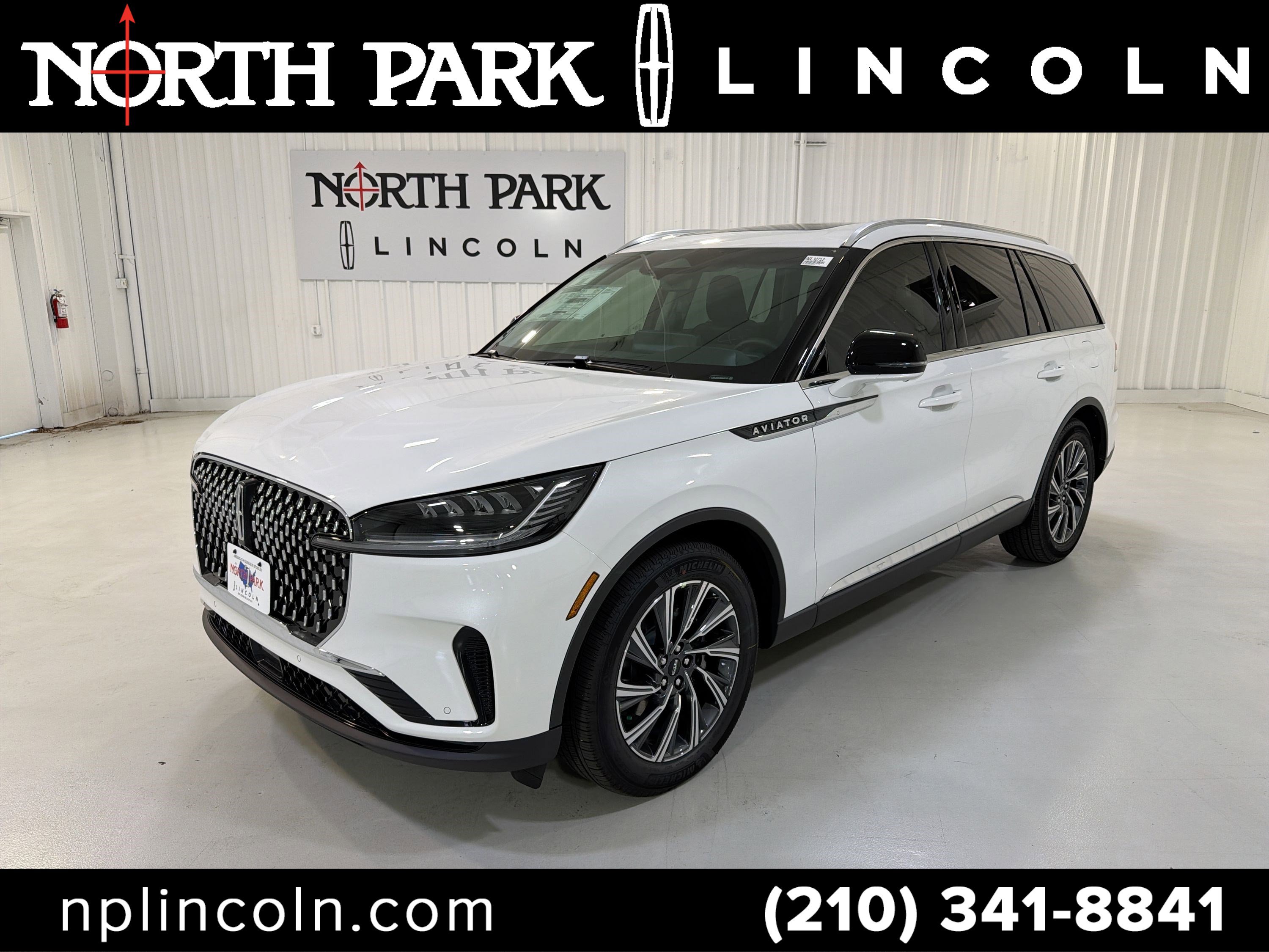 New 2025 Lincoln Aviator 2WD