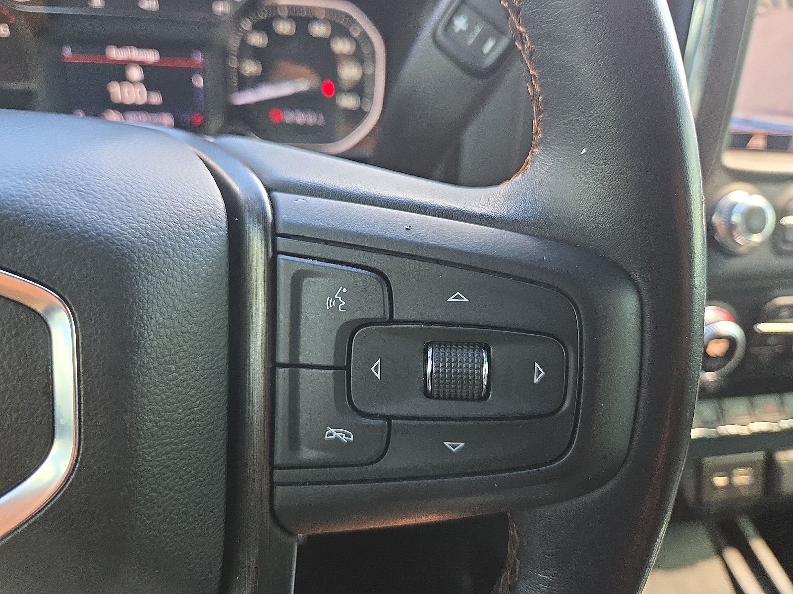 Used 2021 GMC Sierra 1500 AT4 w/ AT4 Preferred Package AWD/4WD image 18