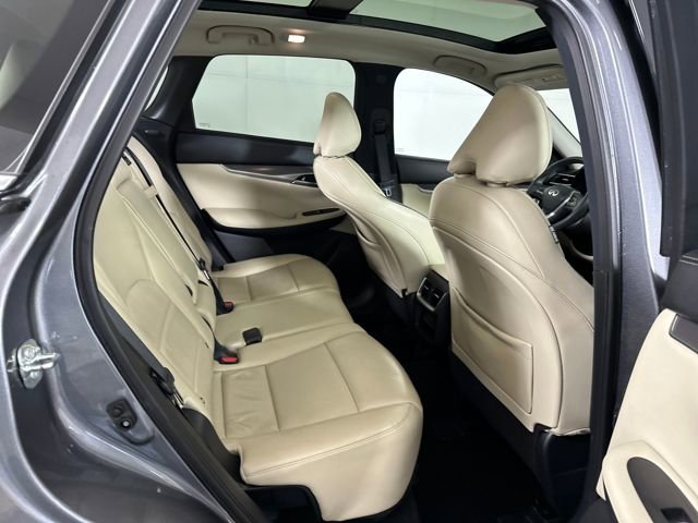 Used 2022 INFINITI QX50 Luxe image 27