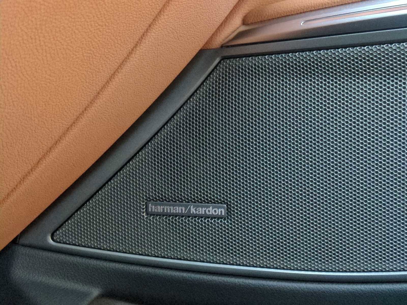 Certified 2023 BMW 330i xDrive Sedan w/ Premium Package image 32