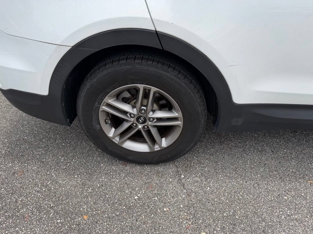 Used 2017 Hyundai Santa Fe Sport FWD image 5