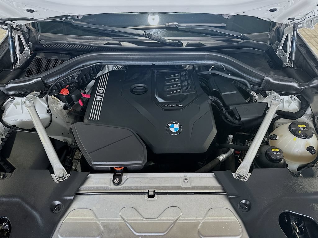 Used 2021 BMW X4 xDrive30i w/ M Sport Package AWD/4WD image 32