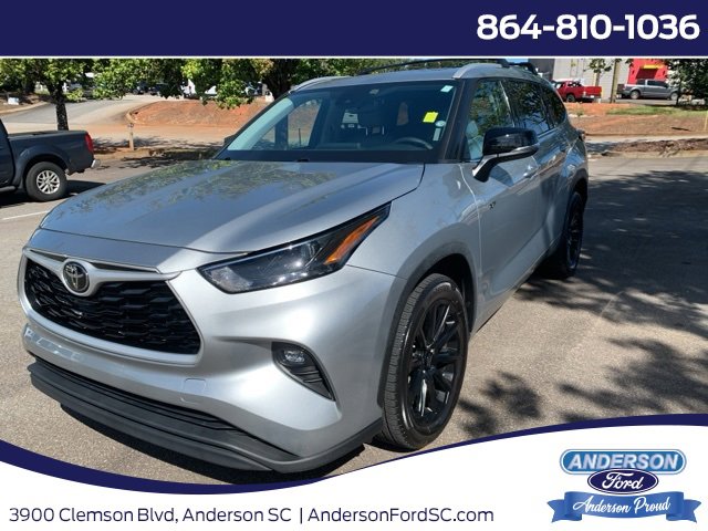 Used 2022 Toyota Highlander XLE