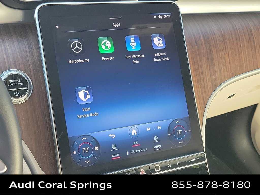Used 2024 Mercedes-Benz GLC 300 4MATIC image 24