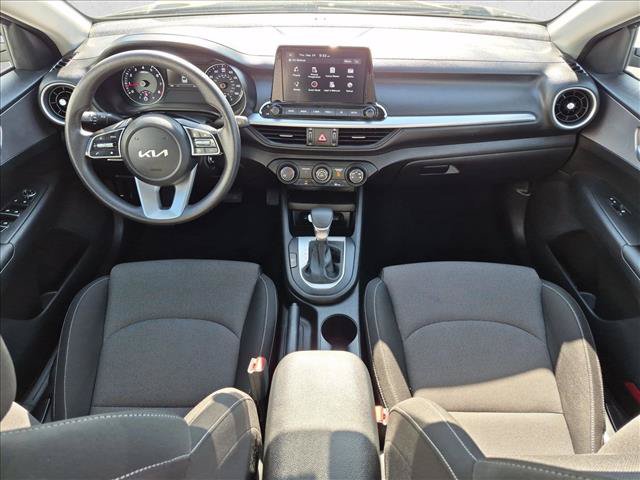 Used 2022 Kia Forte LXS FWD image 16