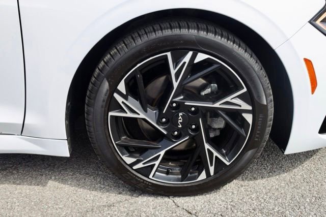 Used 2025 Kia K5 GT-Line w/ GT-Line Premium Package image 15