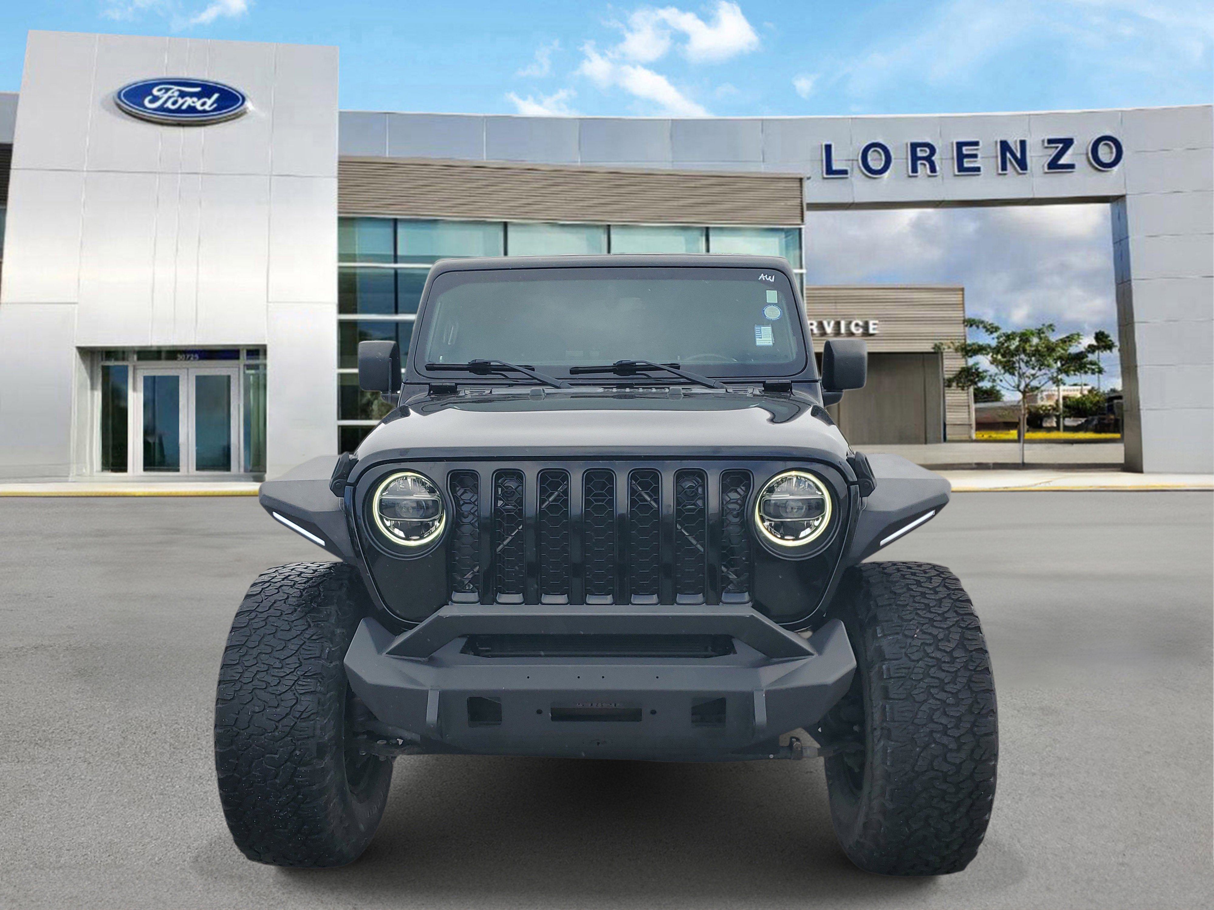 Used 2021 Jeep Gladiator Overland w/ Popular Equipment Package image 2