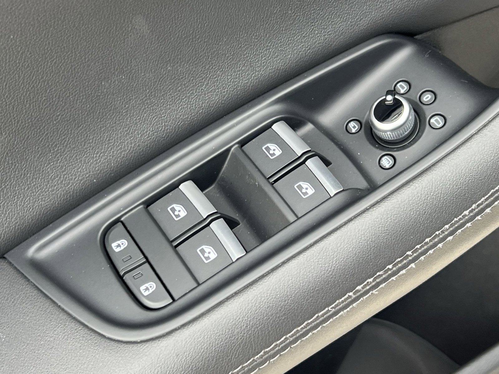 Used 2023 Audi Q7 3.0T Premium Plus image 13