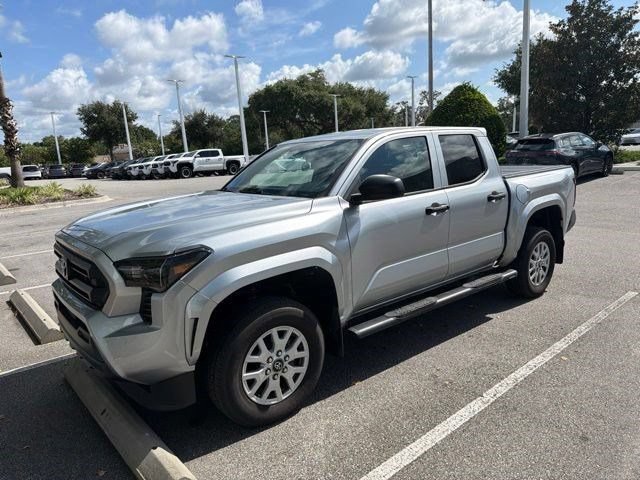 Used 2025 Toyota Tacoma SR RWD image 1