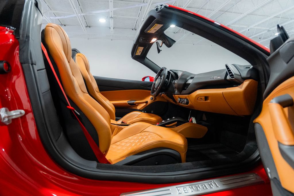 Used 2018 Ferrari 488 Spider RWD image 79