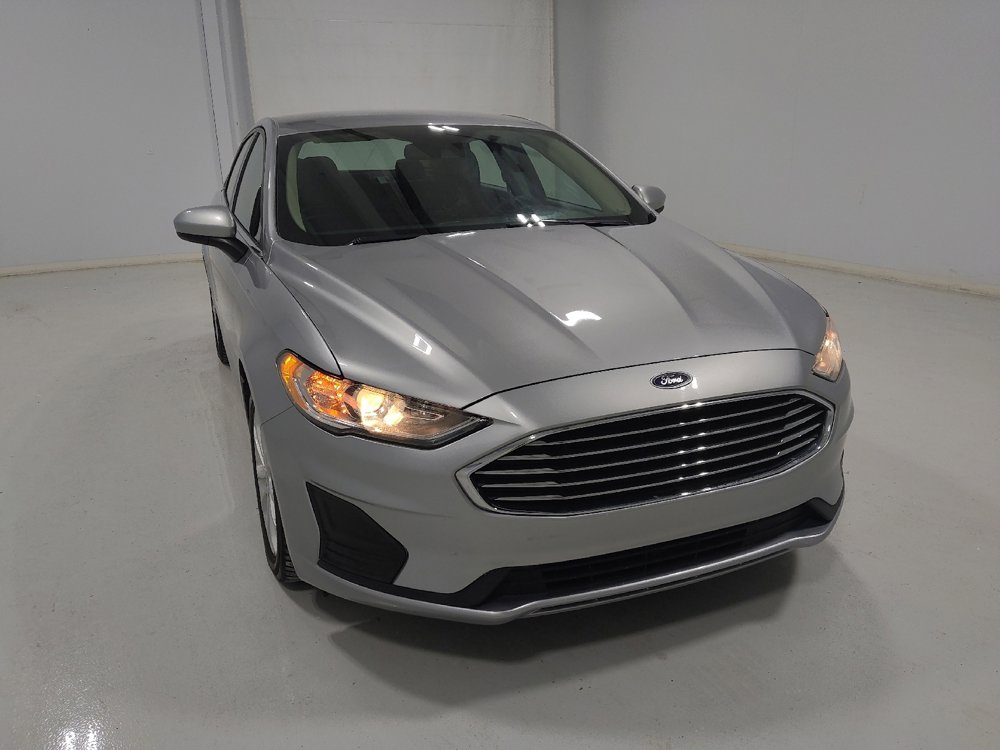 Used 2020 Ford Fusion SE image 14