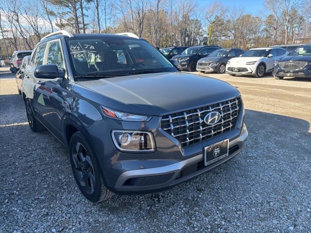 Used 2024 Hyundai Venue Limited