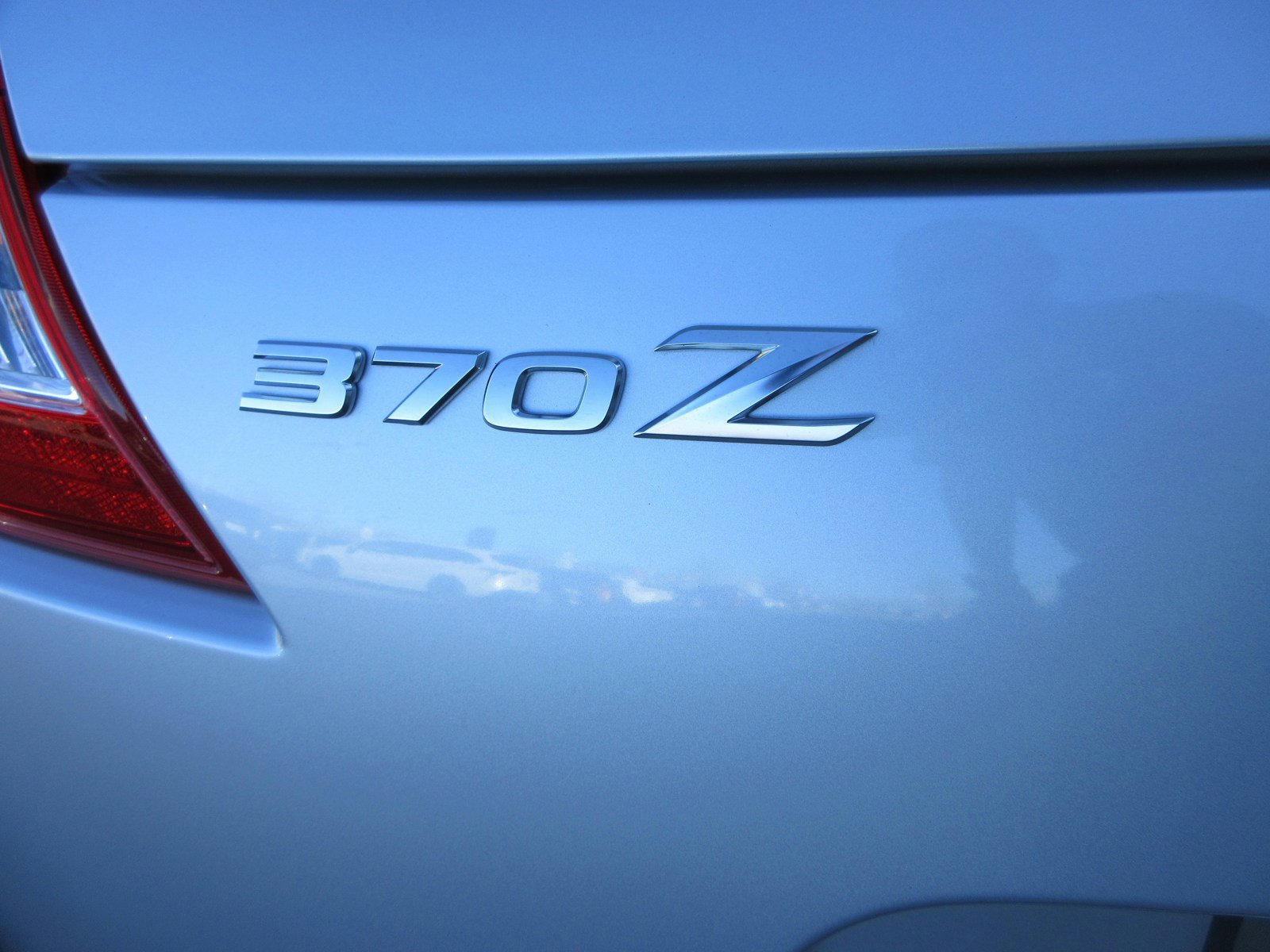 Used 2009 Nissan 370Z Touring w/ Sport Pkg image 9