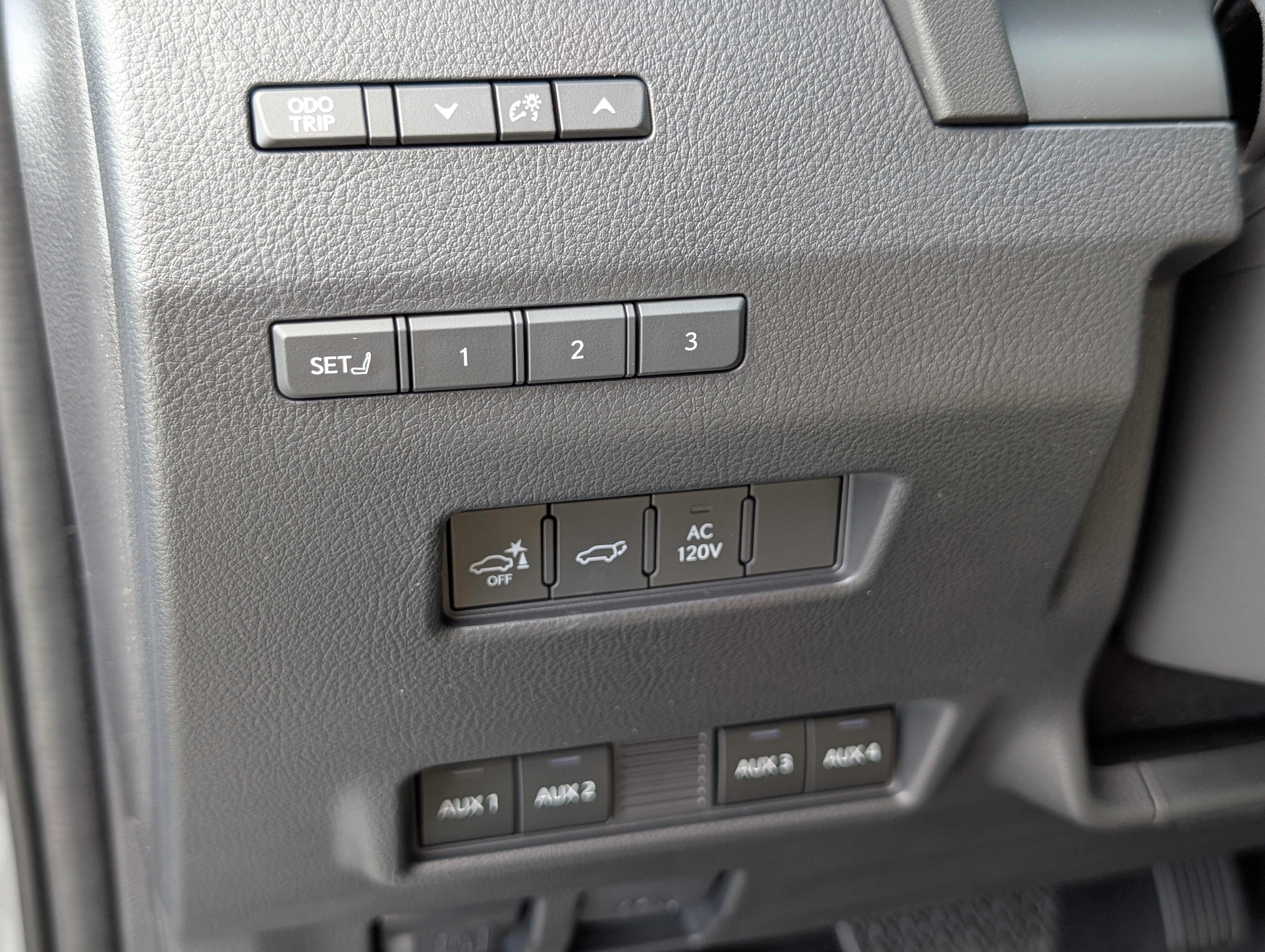 New 2026 Lexus GX 550 AWD/4WD image 20