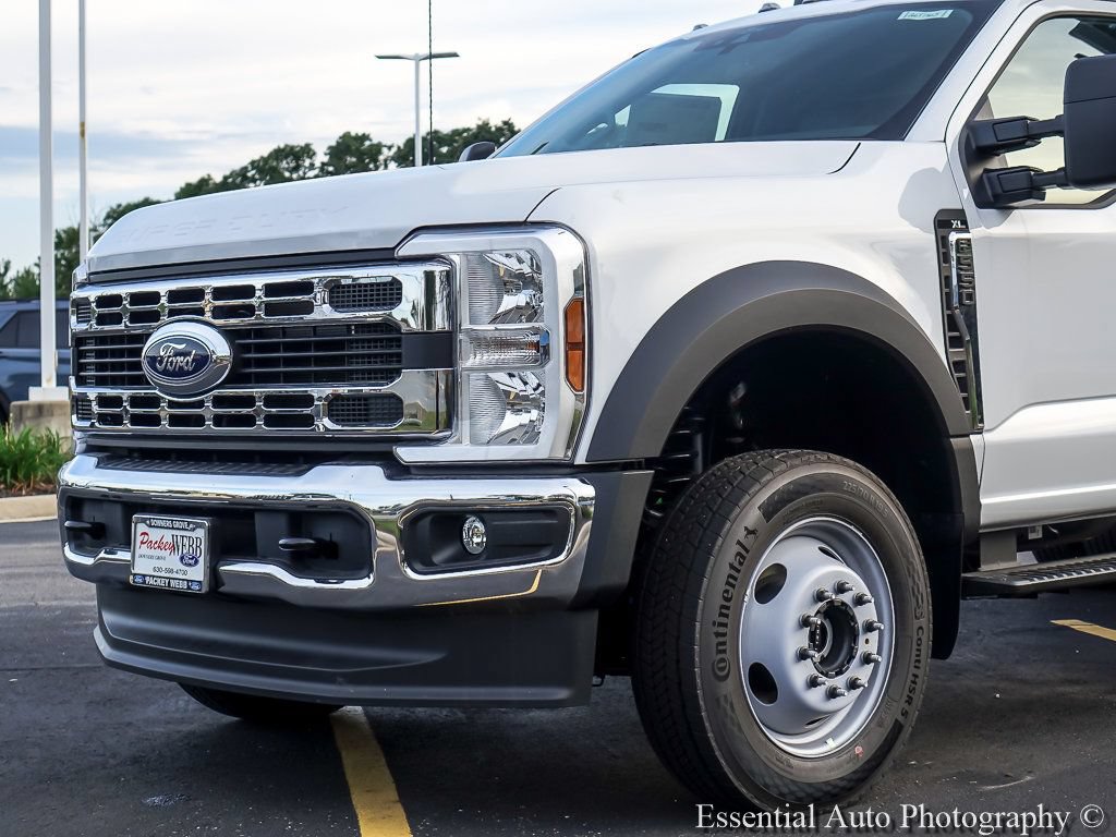New 2026 Ford F550 4x4 Regular Cab Super Duty w/ XL Chrome Package image 3