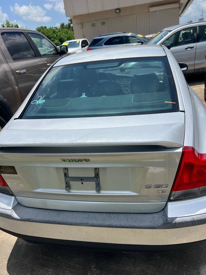Used 2002 Volvo S60 T5 FWD image 4