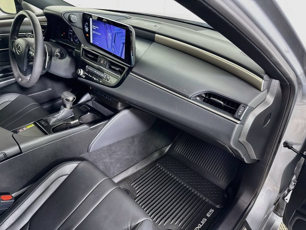 Certified 2024 Lexus ES 350 F Sport w/ Accessory Package (Z2) FWD image 31
