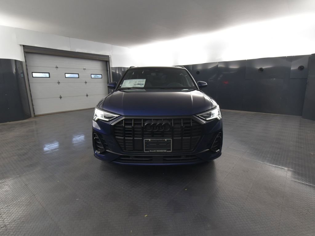 New 2025 Audi Q3 2.0T Premium image 8
