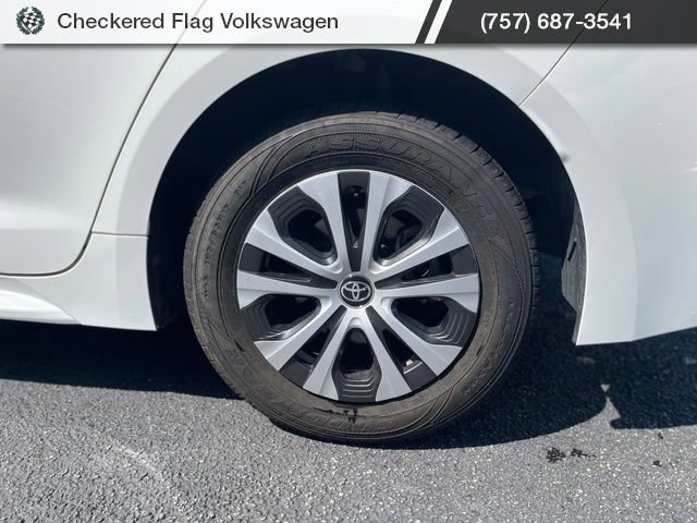Used 2022 Toyota Corolla LE FWD image 7