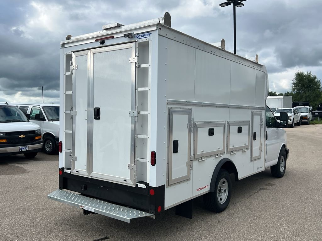 New 2025 Chevrolet Express 3500 w/ Power Convenience Package image 40
