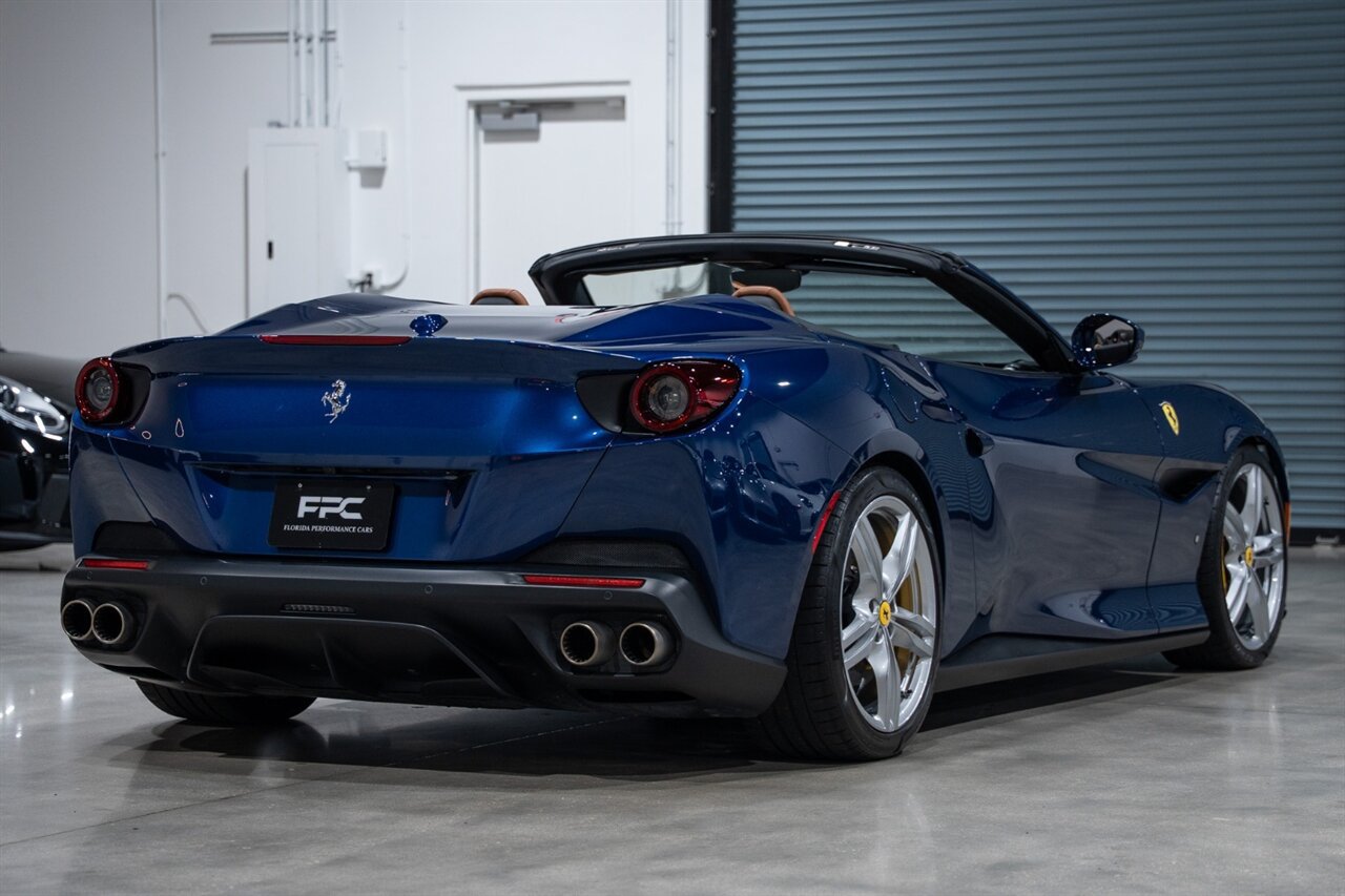 Used 2020 Ferrari Portofino RWD image 6