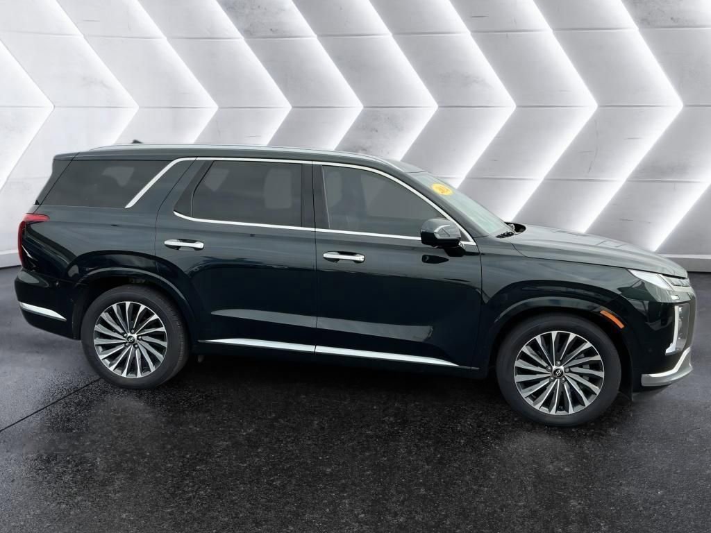 Used 2024 Hyundai Palisade Calligraphy video 2