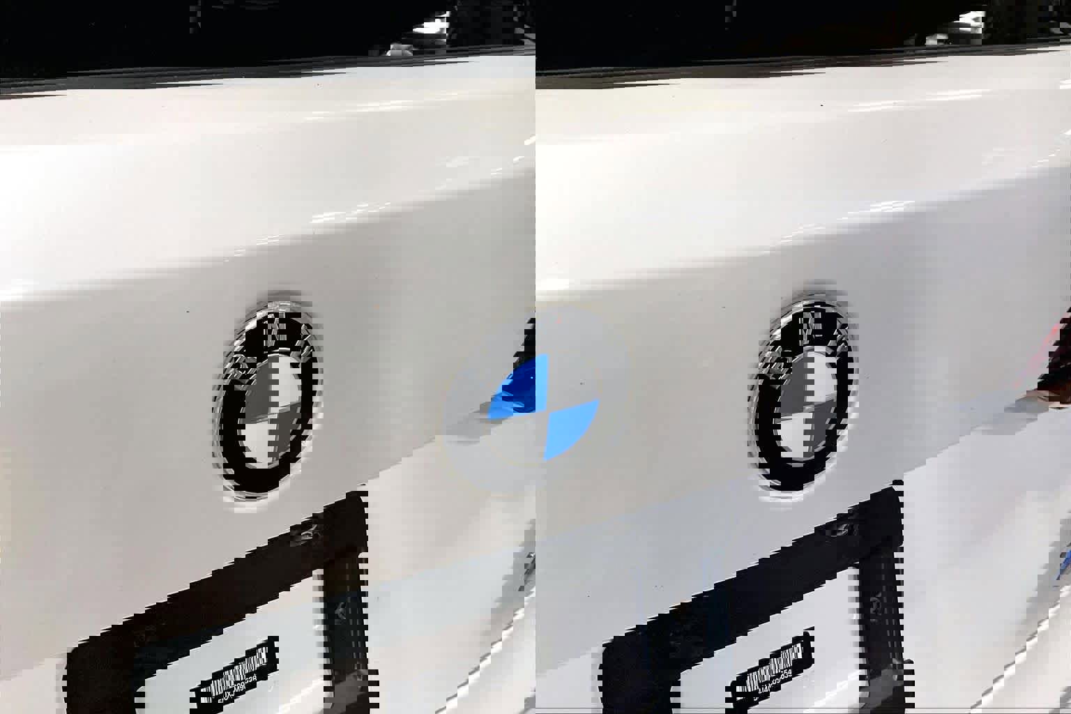 Used 2021 BMW X5 M50i w/ Premium Package image 30