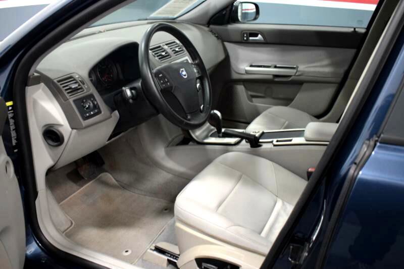 Used 2010 Volvo S40 2.4i image 14