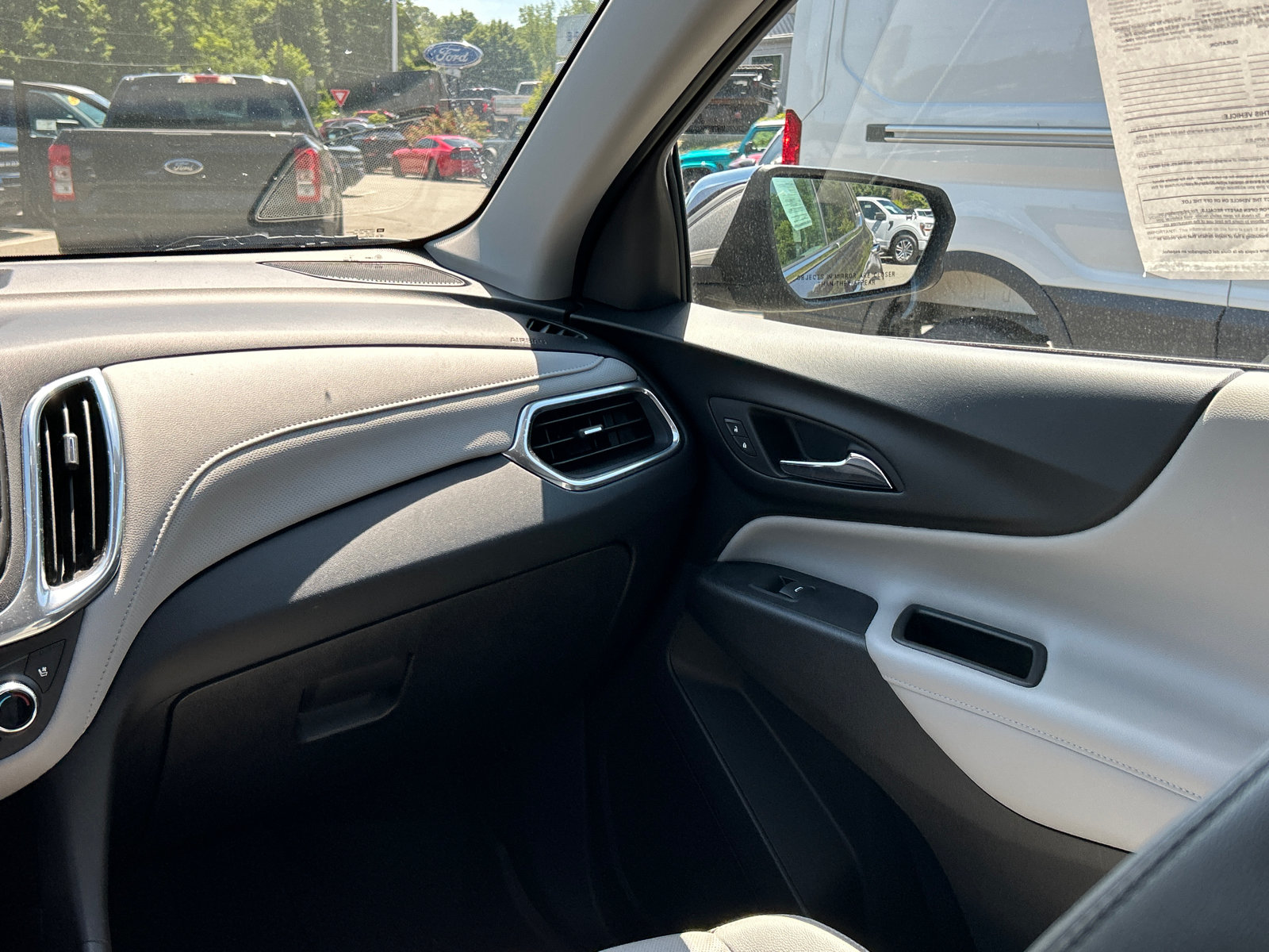 Used 2019 Chevrolet Equinox Premier AWD/4WD image 25