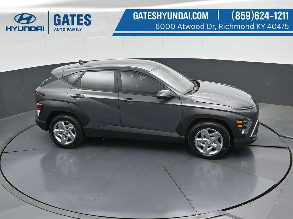 New 2027 Hyundai Kona SE FWD image 45