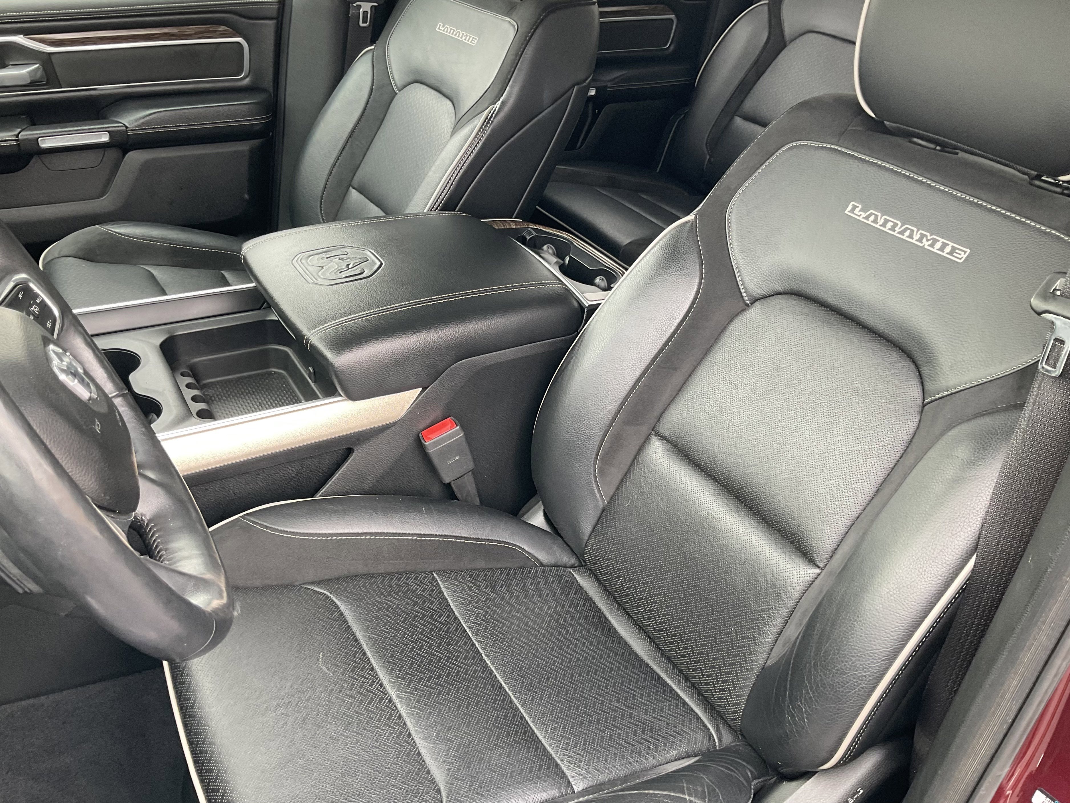 Used 2019 RAM 1500 Laramie AWD/4WD image 31