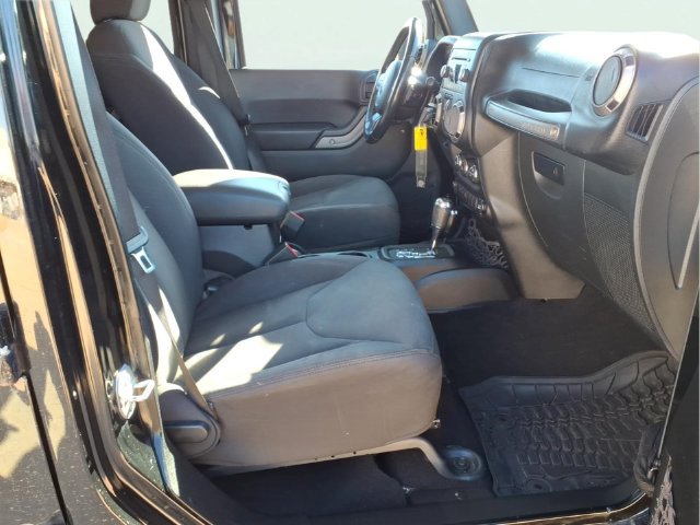 Used 2015 Jeep Wrangler Unlimited Sport w/ Quick Order Package 24S AWD/4WD image 20
