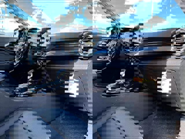 New 2026 Chevrolet Trax ACTIV w/ Sunroof Package image 9