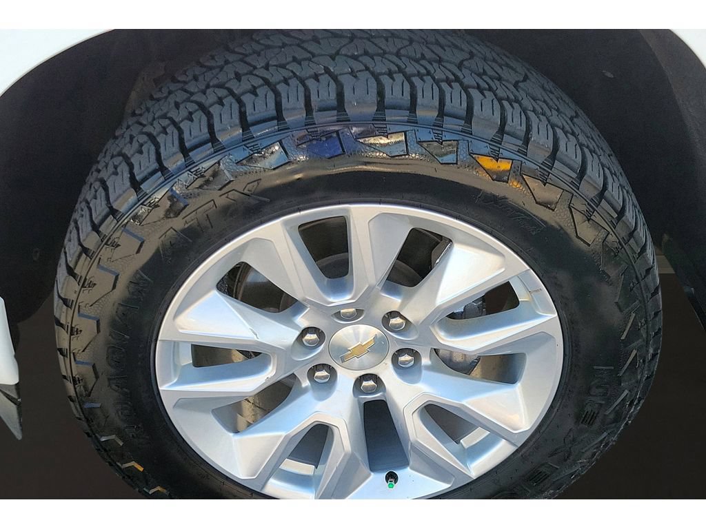Used 2023 Chevrolet Silverado 1500 Custom AWD/4WD image 10