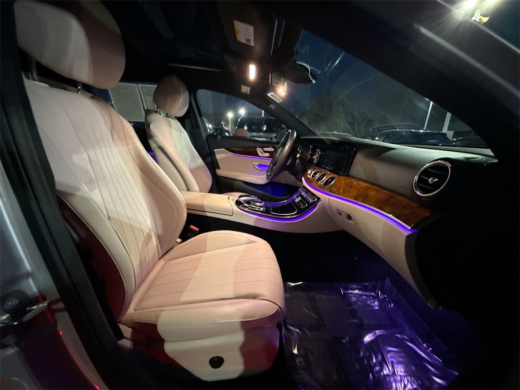 Used 2018 Mercedes-Benz E 300 4MATIC image 26