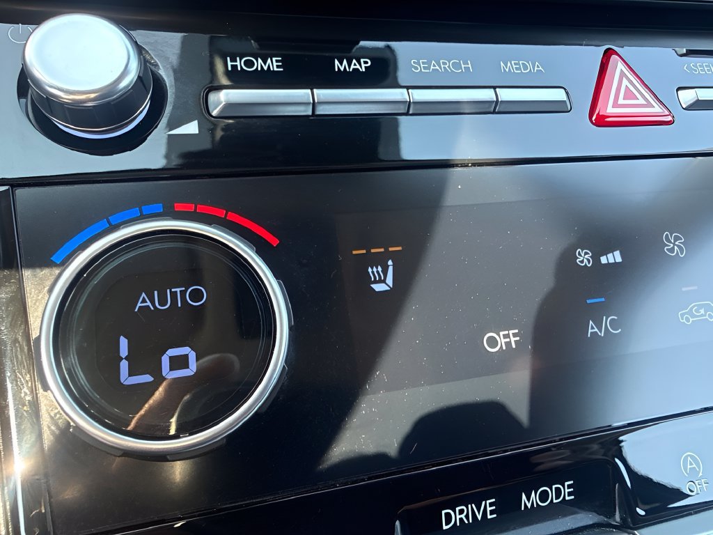 Used 2026 Hyundai Santa Fe SEL FWD image 16