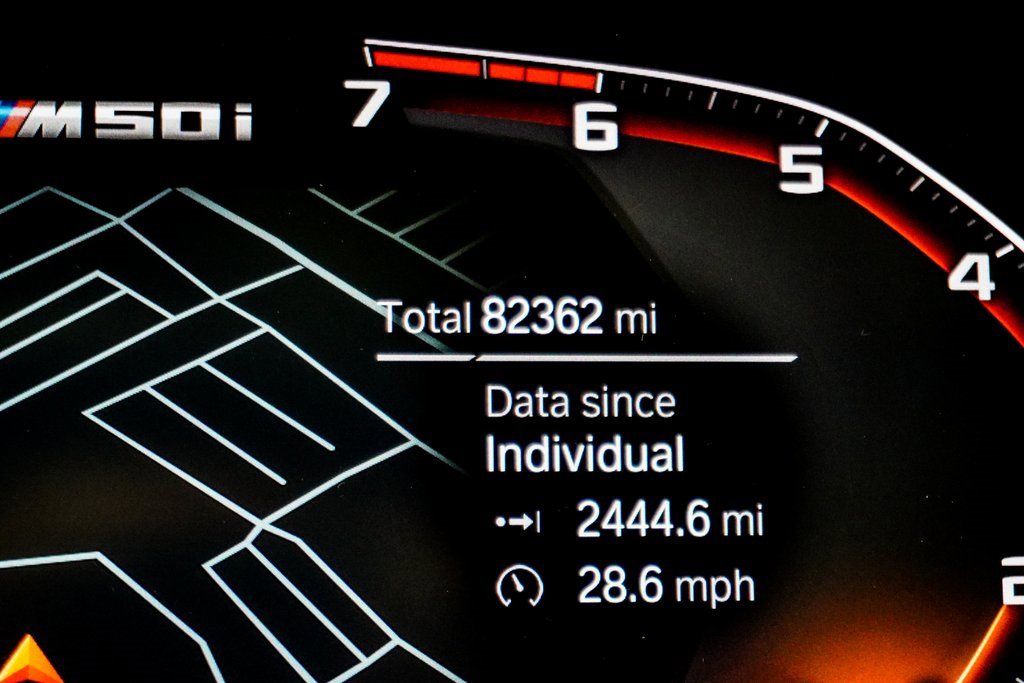 Used 2020 BMW X5 M50i w/ Premium Package image 50