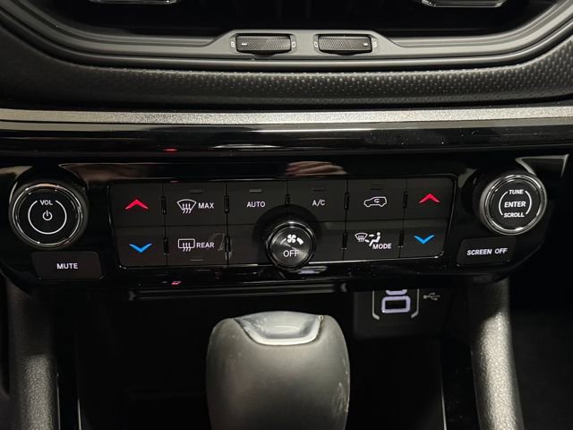 New 2026 Jeep Compass Limited image 27