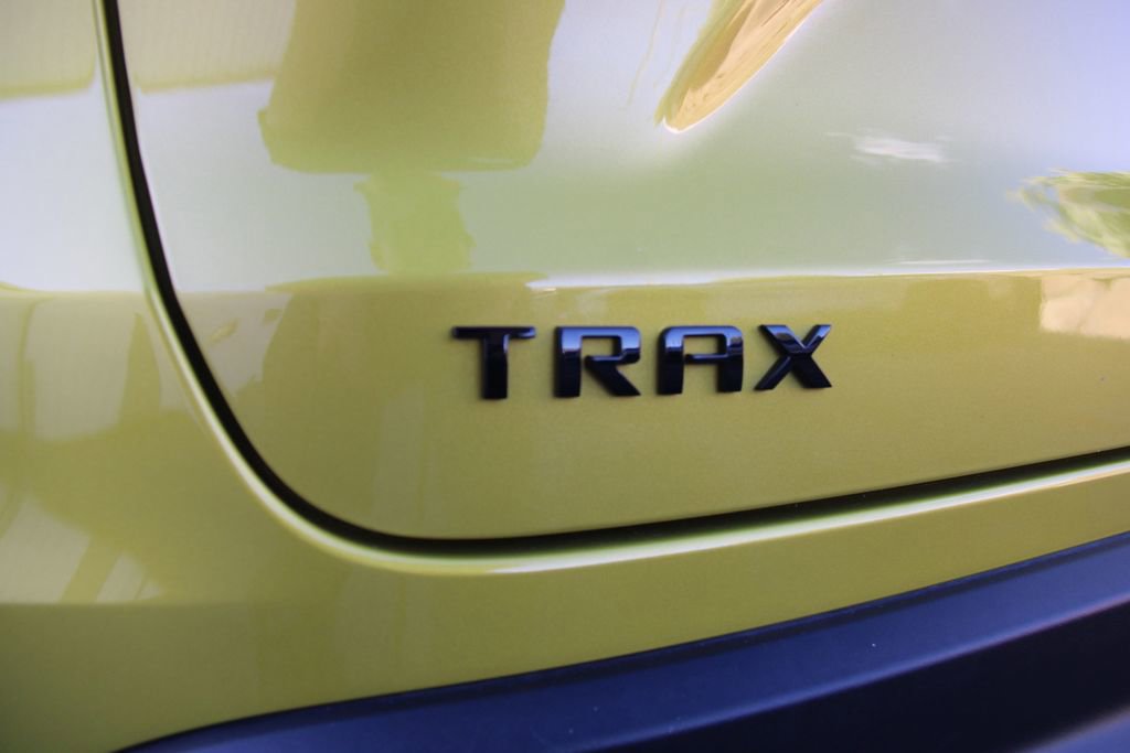 Used 2025 Chevrolet Trax RS image 31