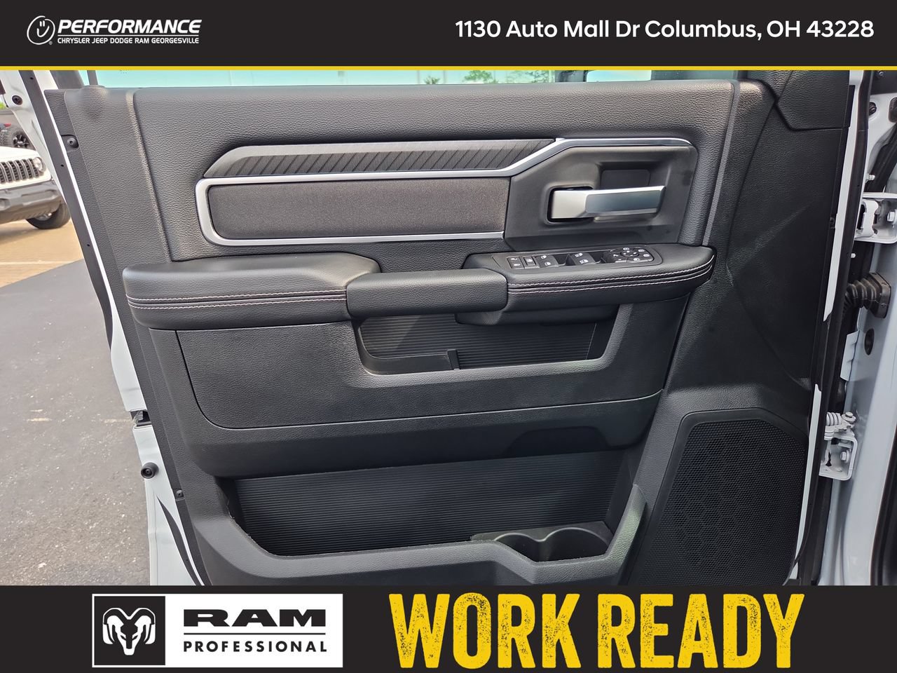 New 2026 RAM 2500 Big Horn AWD/4WD image 18