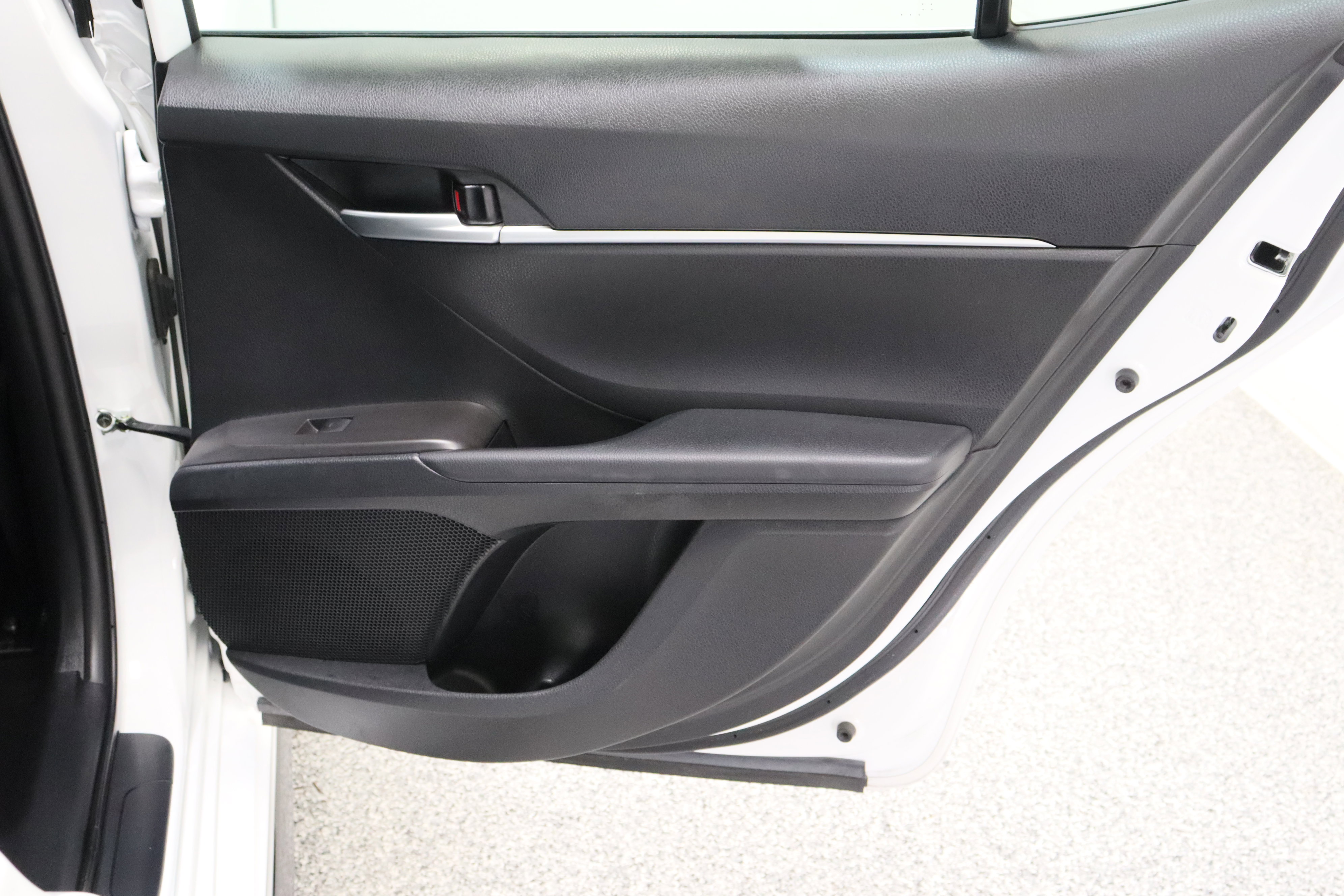 Certified 2023 Toyota Camry SE w/ Convenience Package image 32