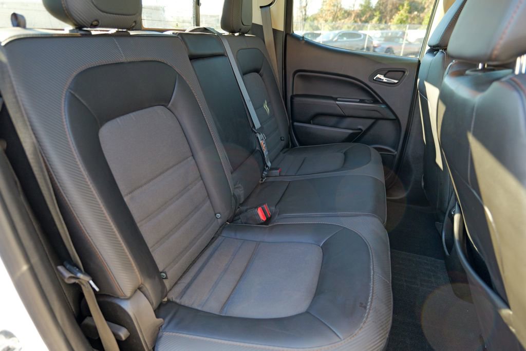 Used 2022 GMC Canyon AT4 image 31