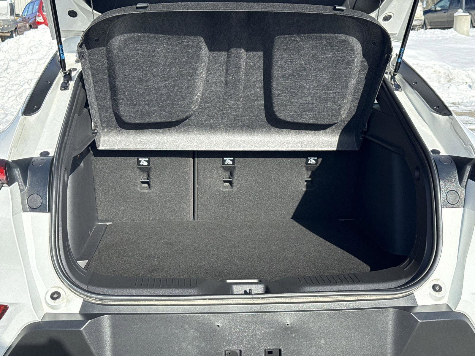 Used 2024 Buick Envista Preferred w/ Advanced Safety Package image 11