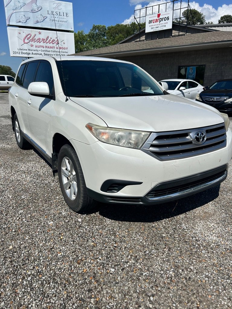 Used 2011 Toyota Highlander 2WD image 3