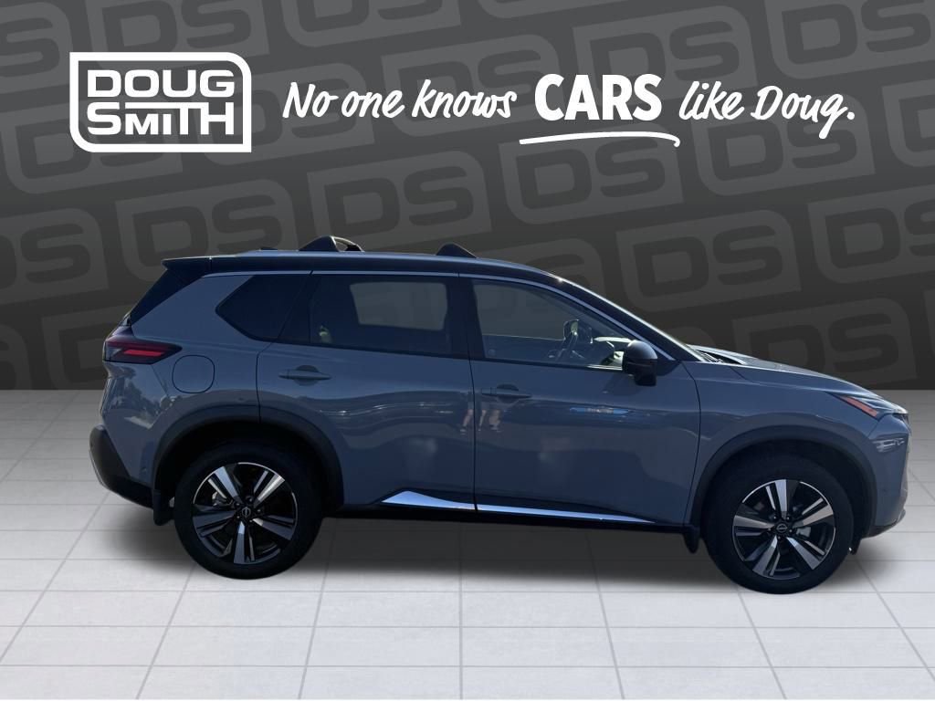 Used 2023 Nissan Rogue Platinum w/ Platinum Premium Package image 5