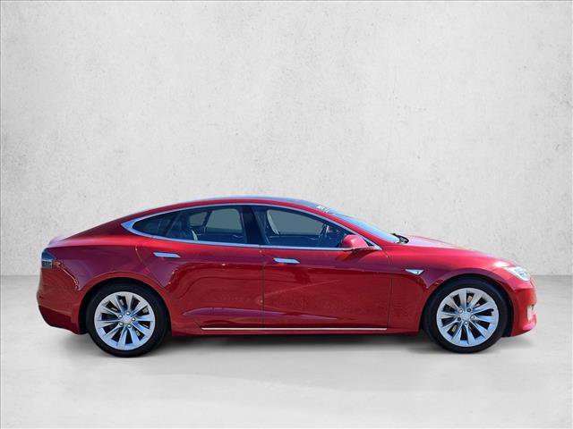 Used 2016 Tesla Model S 60D image 4