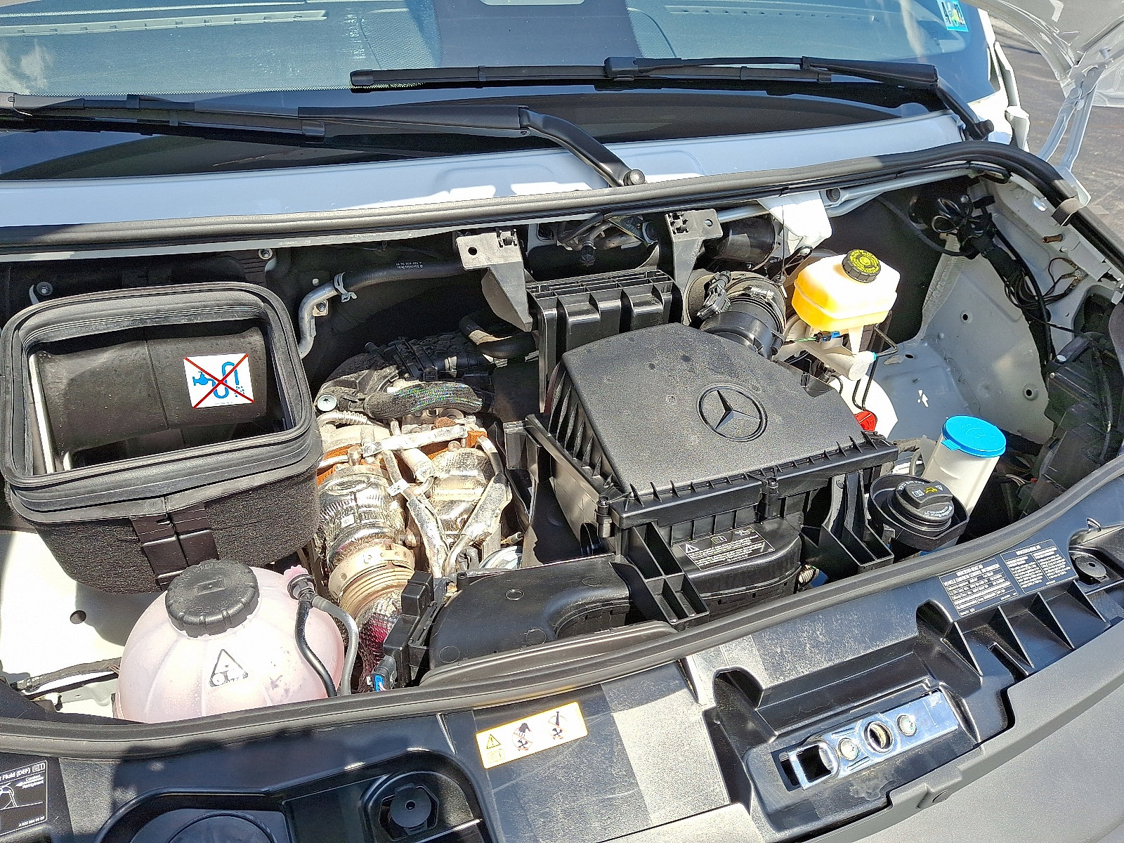 Used 2025 Mercedes-Benz Sprinter 2500 image 28